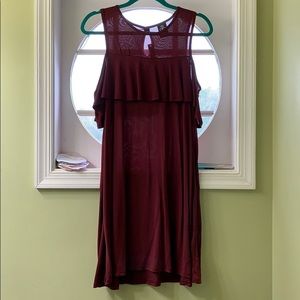 Agnes and Dora cold shoulder tunic L NWT